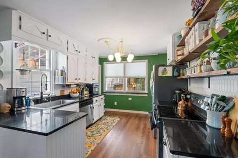 Kitchen - 260 Glendale Dr, Springfield, OH 45504 photo 1 of 4