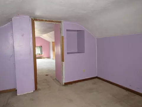 Bedroom - 372 S Douglas Ave, Springfield, OH 45505 photo 1 of 2