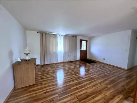 Living - 614 Marilyn Dr, Sidney, OH 45365 photo 4 of 5