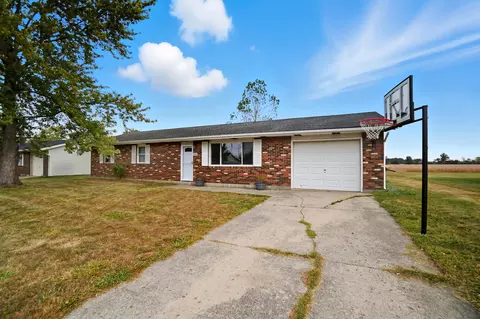 320 Mill St, Anna, OH 45302 photo 3