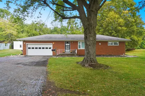 Exterior - 542 Villa Rd, Springfield, OH 45503 photo 1 of 6