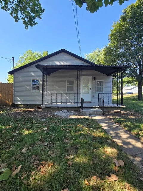 1015 Hillcrest Ave, Springfield, OH 45504