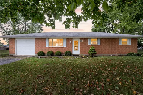 206 Shannon Dr, Anna, OH 45302