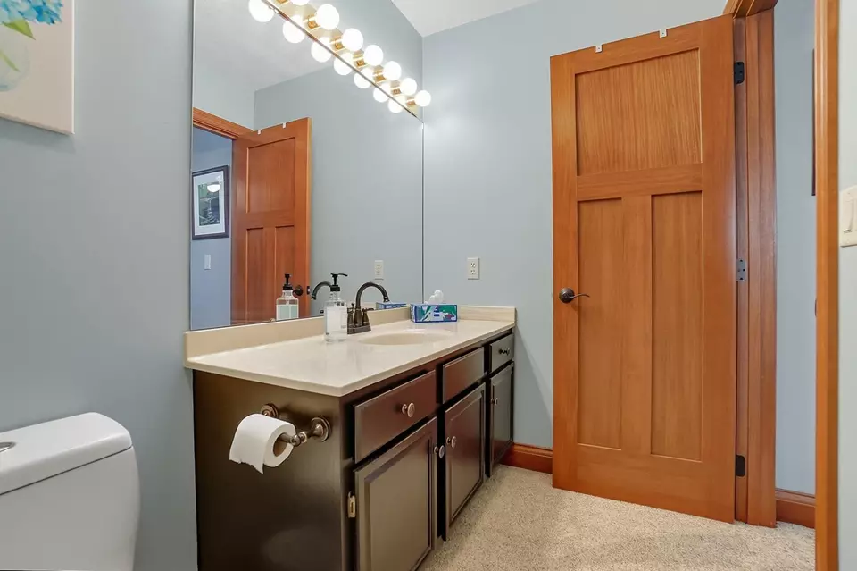 Bath - 726 Rockhurst Cir, Troy, OH 45373 photo 6 of 6