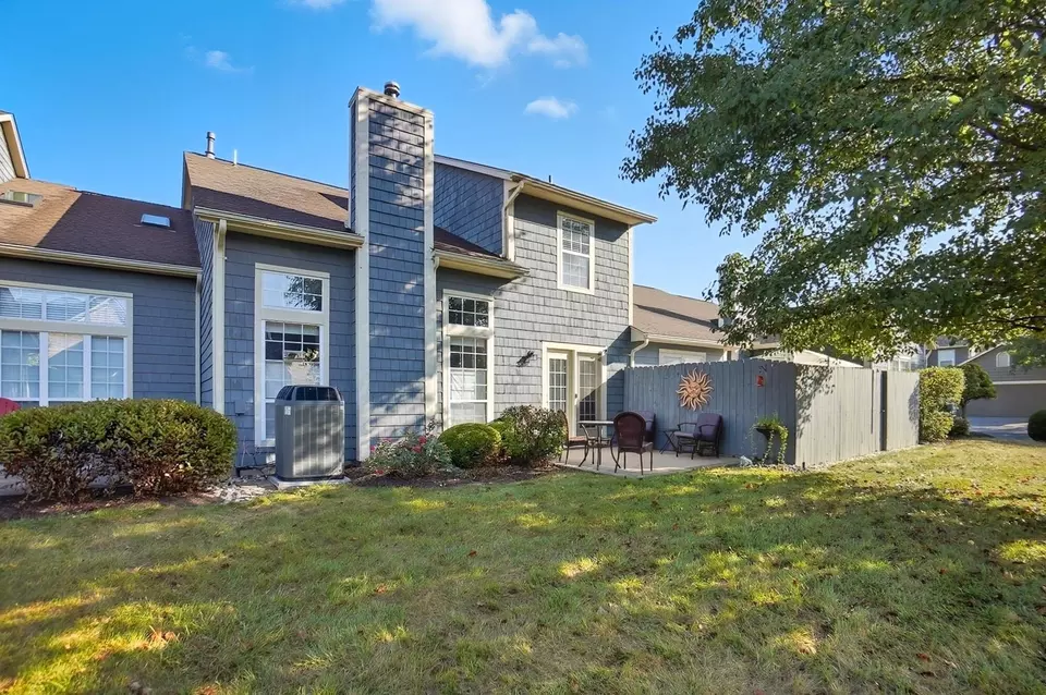 Exterior - 726 Rockhurst Cir, Troy, OH 45373 photo 4 of 8