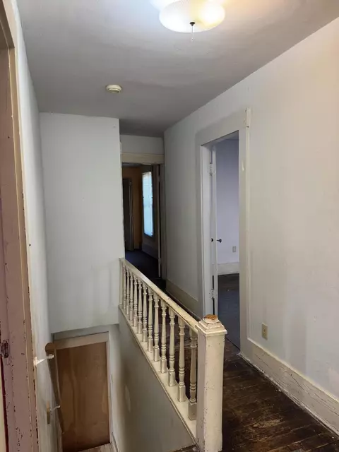 Entry Way - 4831 Temple St, Springfield, OH 45502 photo 1 of 1