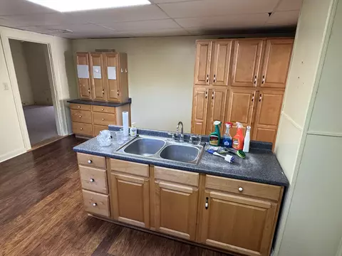 Kitchen - 4831 Temple St, Springfield, OH 45502 photo 2 of 2