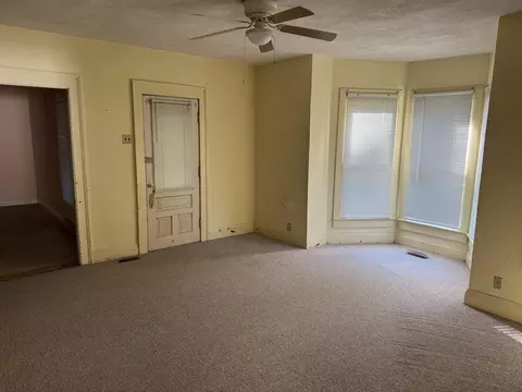 Living - 4831 Temple St, Springfield, OH 45502 photo 1 of 4