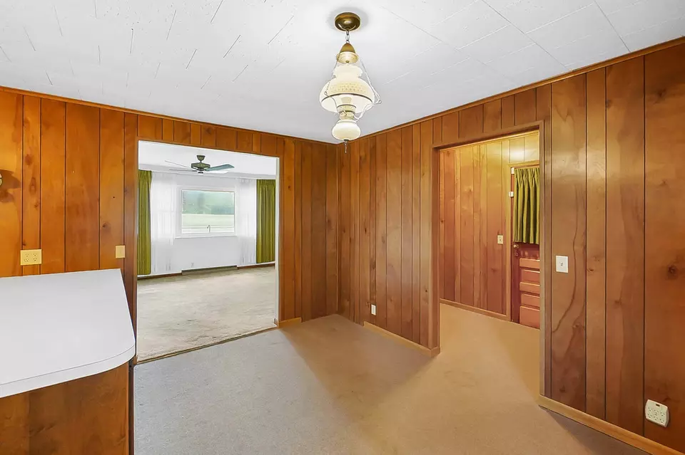 8430 Looney Rd, Piqua, OH 45356 | MLS# 1041683 | 29 Photos - Movoto