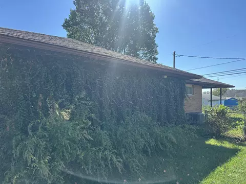 1243 Student Ave, Springfield, OH 45503 photo 2