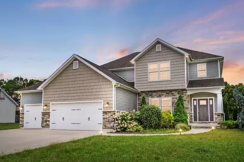 922 Haverhill Dr, Troy, OH 45373