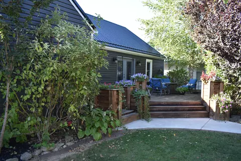 Exterior - 524 N Buckeye St, Celina, OH 45822 photo 3 of 9
