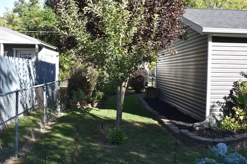 Exterior - 524 N Buckeye St, Celina, OH 45822 photo 6 of 9