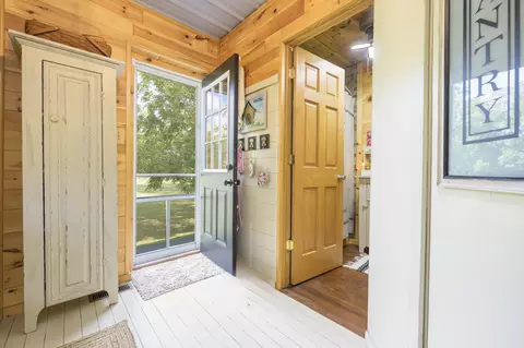 Entry Way - 341 S Main St, De Graff, OH 43318 photo 1 of 3