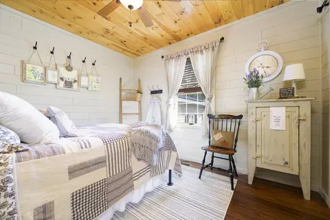 Bedroom - 341 S Main St, De Graff, OH 43318 photo 1 of 6