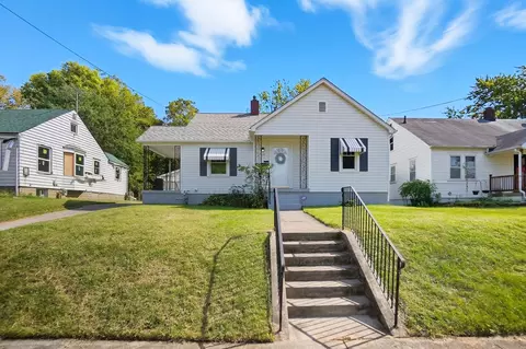 1210 Burt St, Springfield, OH 45505 photo 3