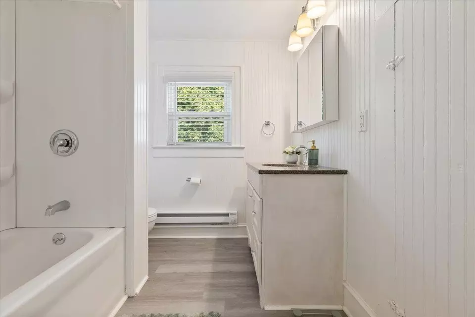 Bath - 508 Park Ave, Piqua, OH 45356 photo 3 of 3