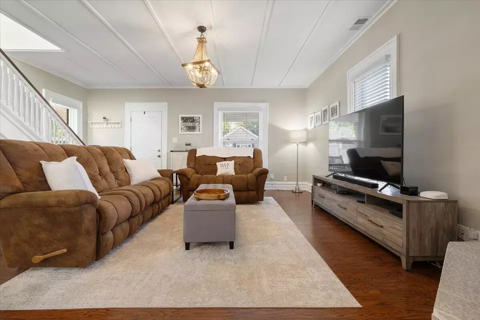 Living - 508 Park Ave, Piqua, OH 45356 photo 2 of 2
