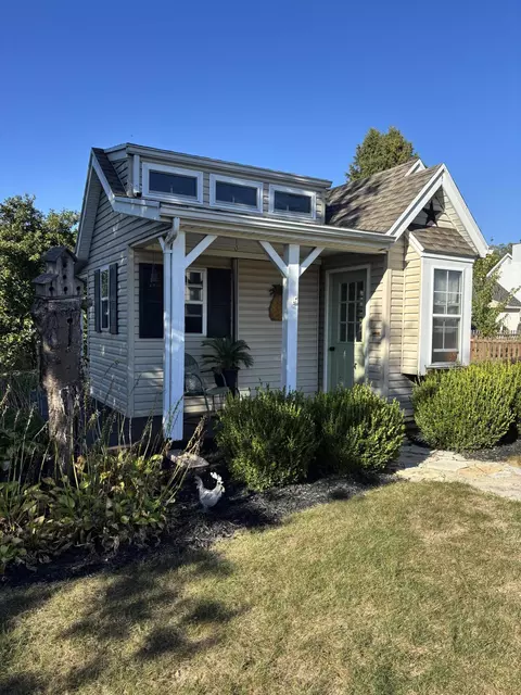 Exterior - 2805 Old Oak Ln, Springfield, OH 45503 photo 11 of 11