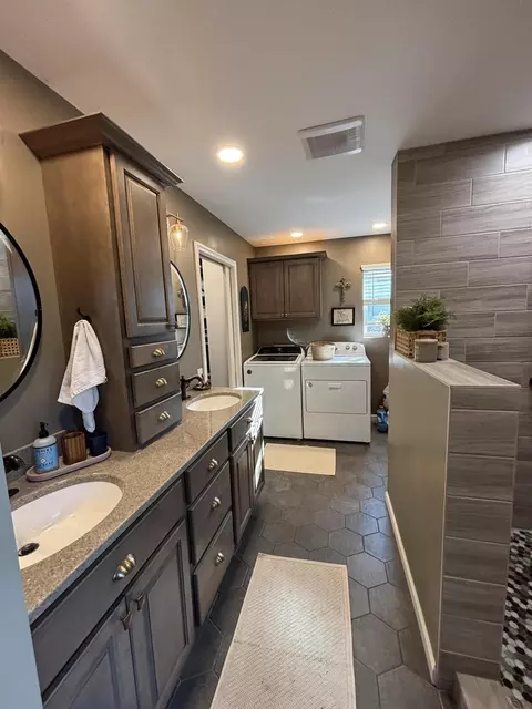 Other - 2805 Old Oak Ln, Springfield, OH 45503 photo 7 of 10