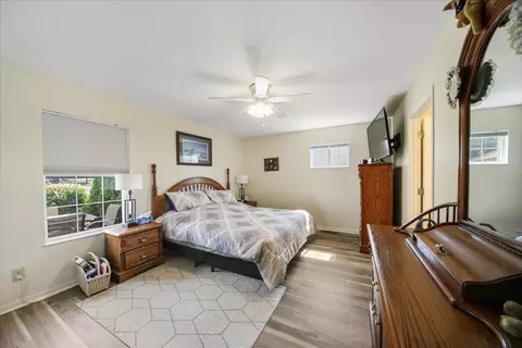 Bedroom - 3500 Oakmont Ct, Springfield, OH 45502 photo 4 of 5