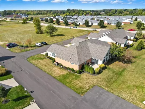 View/Area - 3500 Oakmont Ct, Springfield, OH 45502 photo 8 of 10