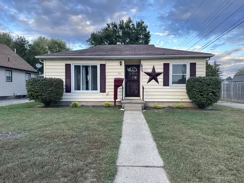 731 Michigan Ave, Troy, OH 45373