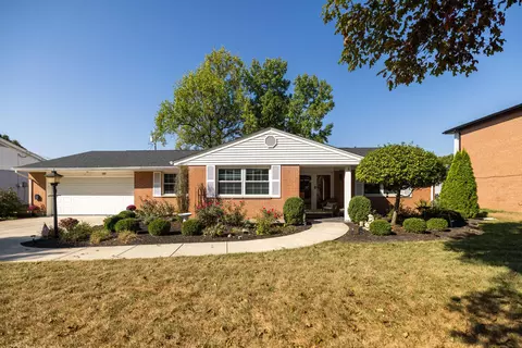 110 S Dorset Rd, Troy, OH 45373