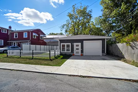 618 W Livingston St, Celina, OH 45822