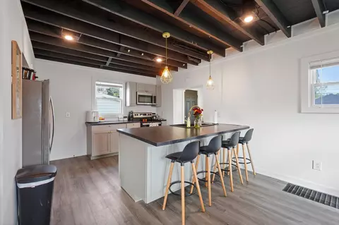 Kitchen - 1726 Highland Ave, Springfield, OH 45503 photo 10 of 16