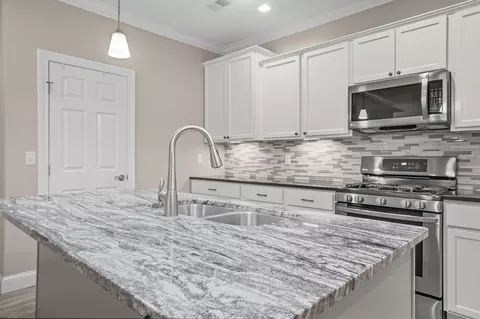 Kitchen - 2895 Riverwalk Blvd, Lima, OH 45806 photo 6 of 6
