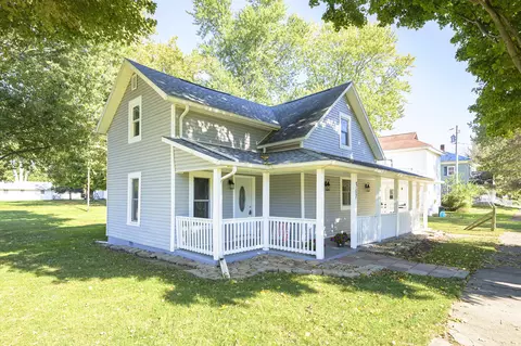 307 E Main St, Belle Center, OH 43310