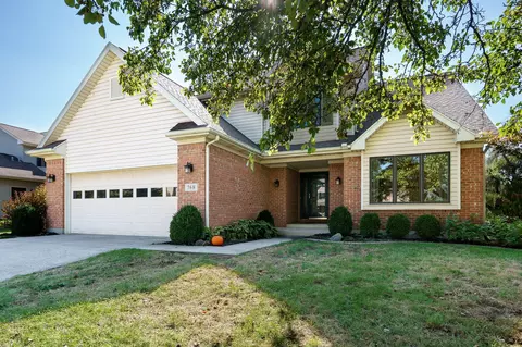 768 Stonehenge Dr, Tipp City, OH 45371