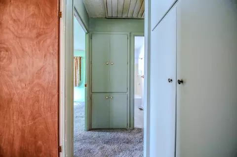 Entry Way - 836 Hemlock St, Celina, OH 45822 photo 2 of 2