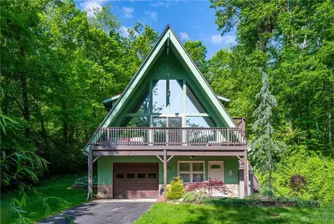 839 White Oak Dr, Springfield, OH 45504