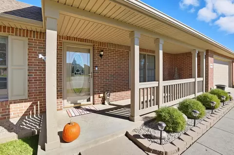 Exterior - 1888 Birchwood Ct, Springfield, OH 45502 photo 2 of 8