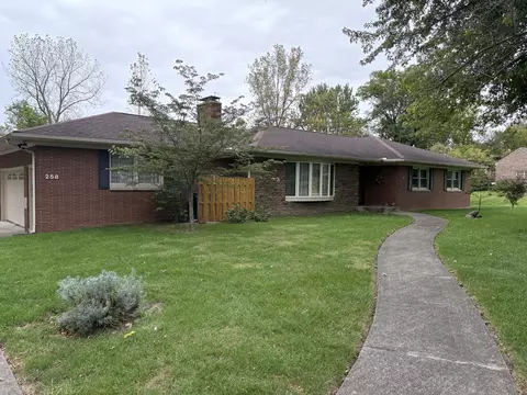 Exterior - 258 Forest Dr, Springfield, OH 45505 photo 10 of 14