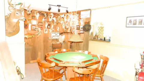 Dining - 258 Forest Dr, Springfield, OH 45505 photo 3 of 3