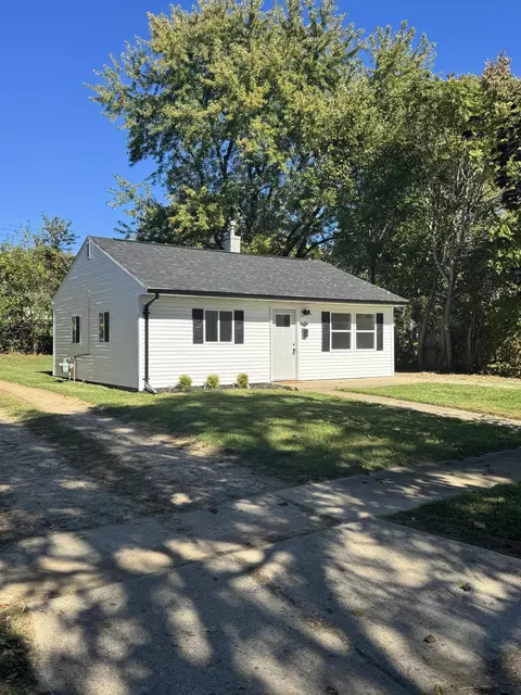 1010 Heard Ave, Springfield, OH 45506 photo 3