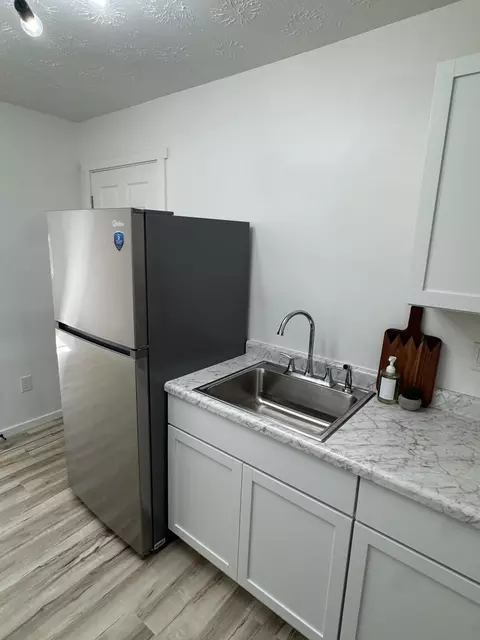 1010 Heard Ave, Springfield, OH 45506 photo 15
