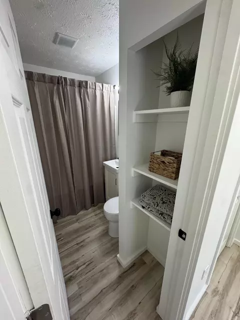 1010 Heard Ave, Springfield, OH 45506 photo 24