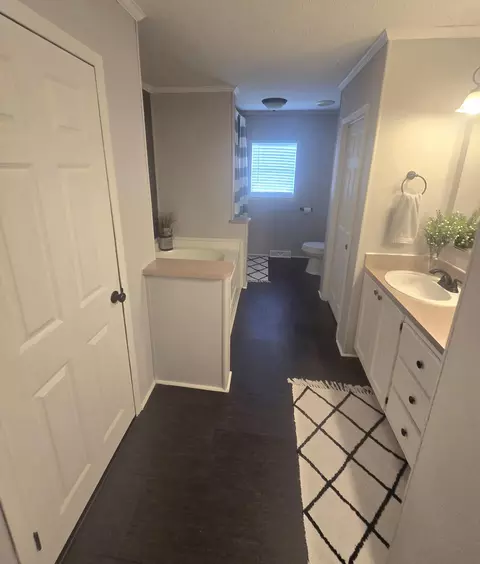 Bath - 1195 Cornish Dr, De Graff, OH 43318 photo 1 of 3