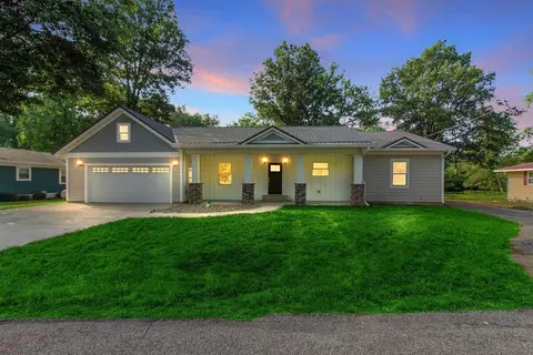 15848 Barnes Dr, Belle Center, OH 43310