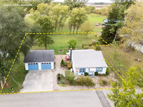 718 Grand Ave, Russells Point, OH 43348
