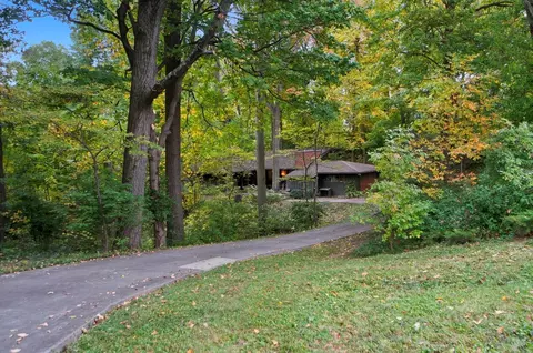 440 N Broadmoor Blvd, Springfield, OH 45504