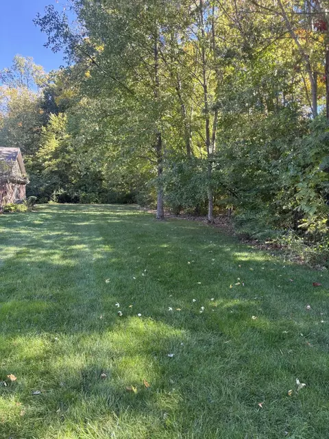 Exterior - 880 Brendle Trce, Springfield, OH 45503 photo 7 of 7