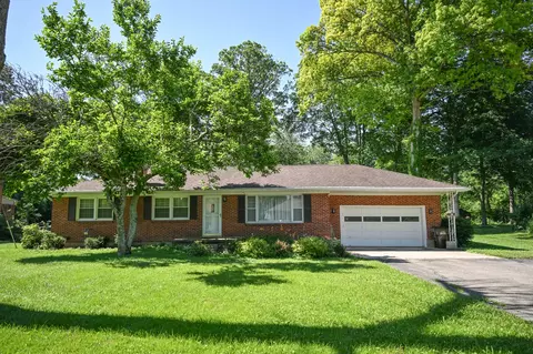 645 Dorchester Dr, Springfield, OH 45506