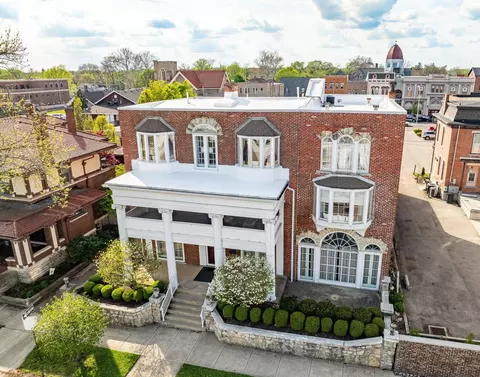 118 S Walnut St, Troy, OH 45373