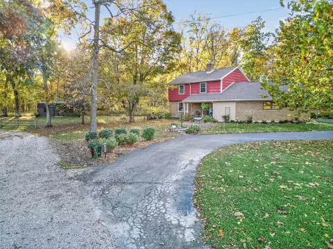 5940 Horseshoe Bend Rd, Ludlow Falls, OH 45339