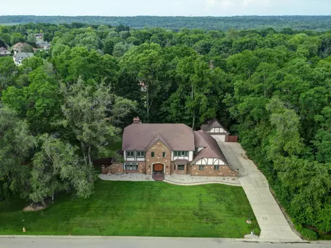 View/Area - 7116 Dominican Dr, Dayton, OH 45415 photo 1 of 6